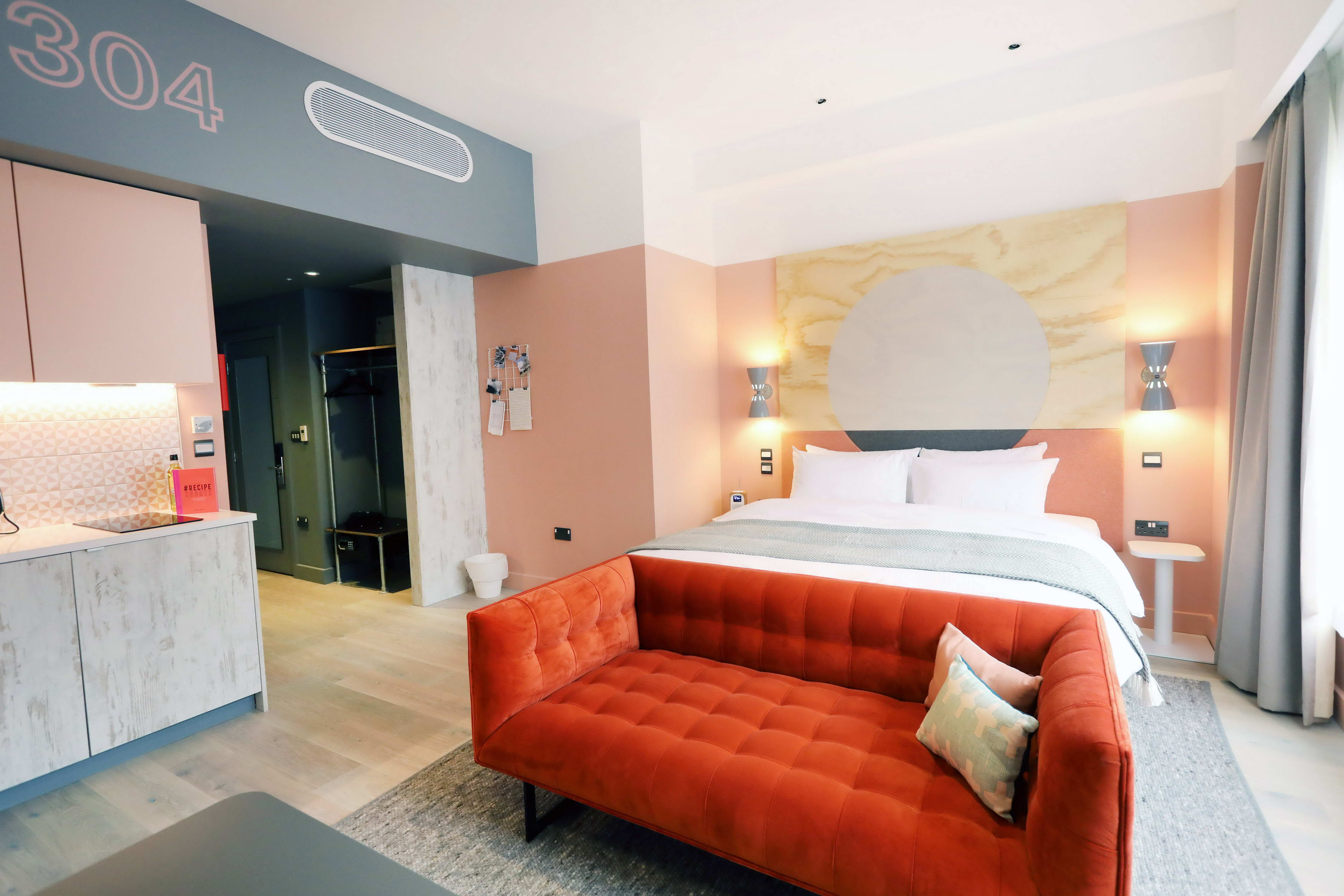 room2
