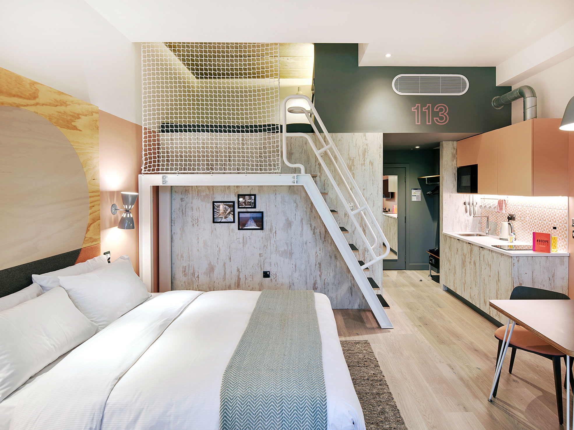 Master Loft - room2 southampton