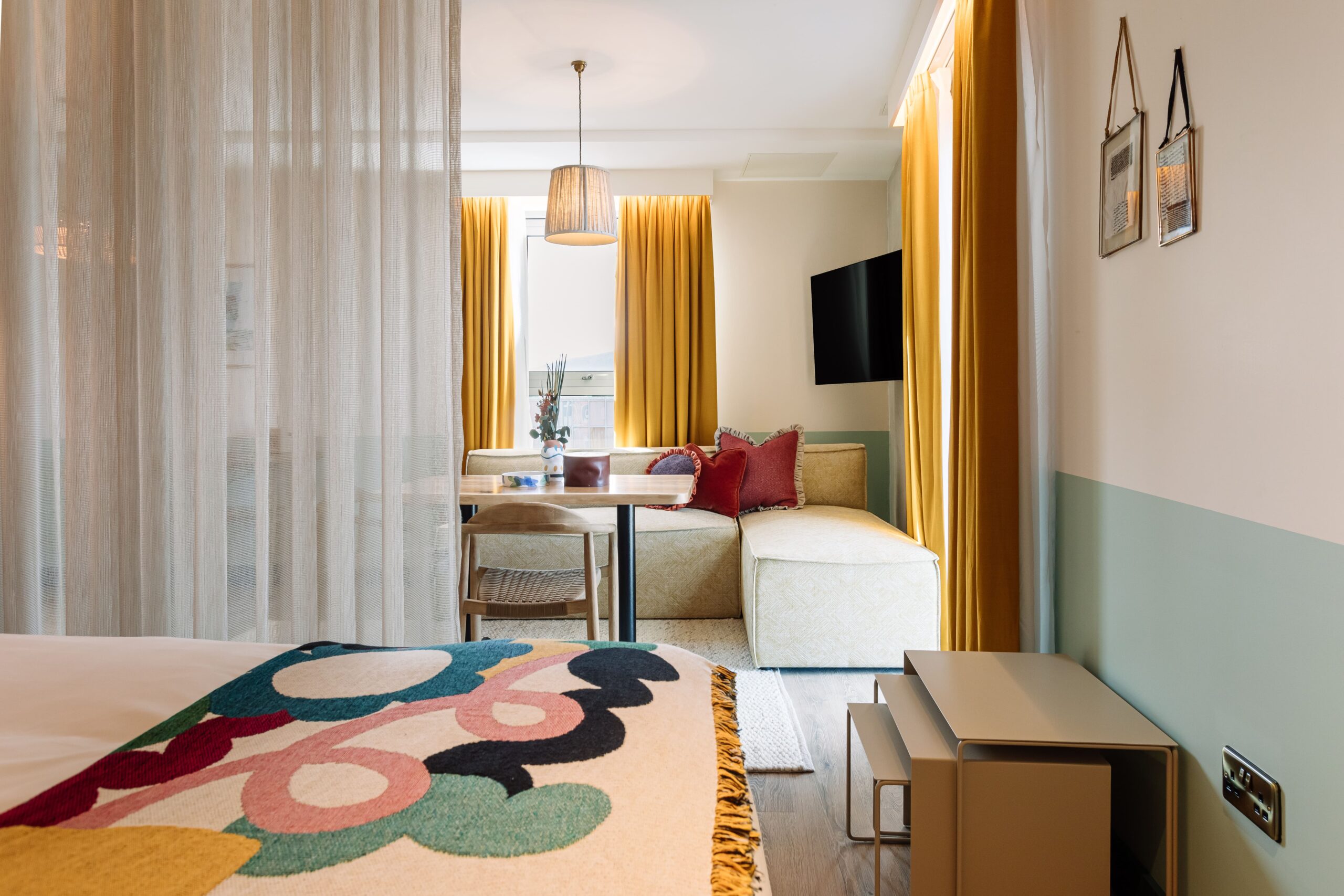 room2